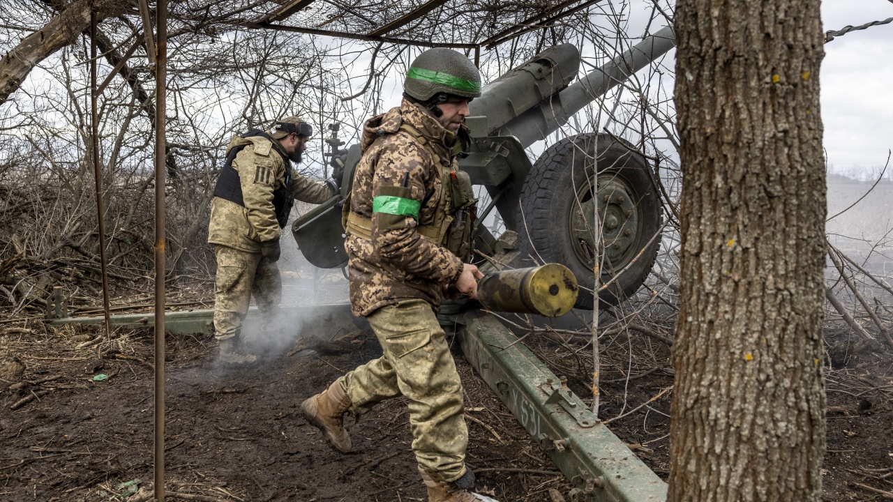 Украйна може да очаква скоро значителни оръжейни доставки от САЩ и Европа