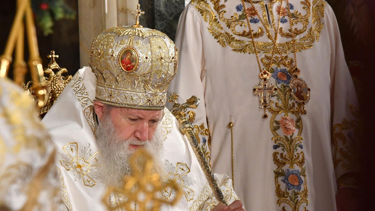 Тленните останки на патриарха днес ще бъдат положени за поклонение в храма "Света Марина" в София