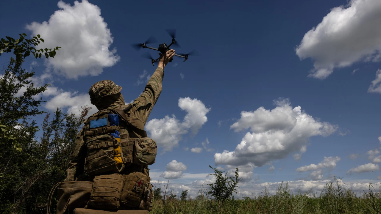 Украйна предприе нови атаки с дронове по Русия за втора