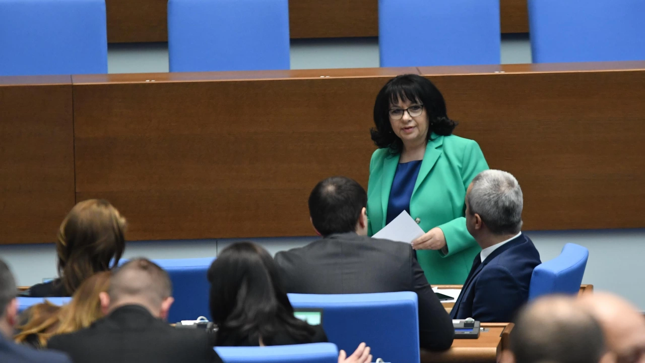Депутатите приеха на второ четене изменения в Закона за насърчаване