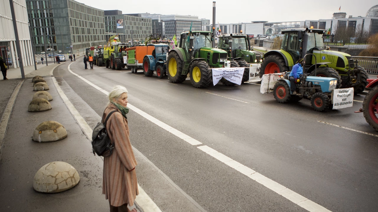 Протестиращи фермери затрудниха сериозно транспорта около второто по големина европейско