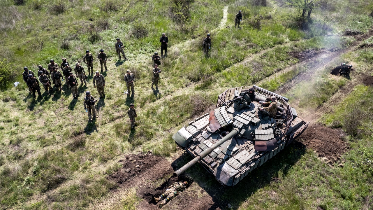 Американски служители прогнозират мрачен сценарий ако Украйна не получи необходимата военна