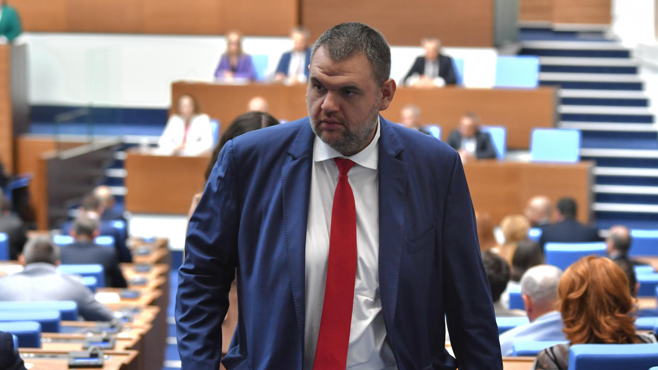 Пеевски: Подкрепяме предложеното от ГЕРБ-СДС правителство. Борисов постъпи отговорно към България и хората