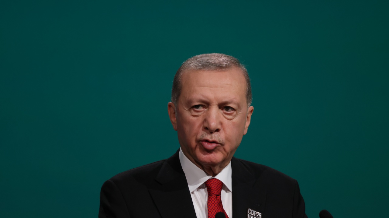 Турският президент Реджеп Тайип Ердоган организира днес в Анкара голям