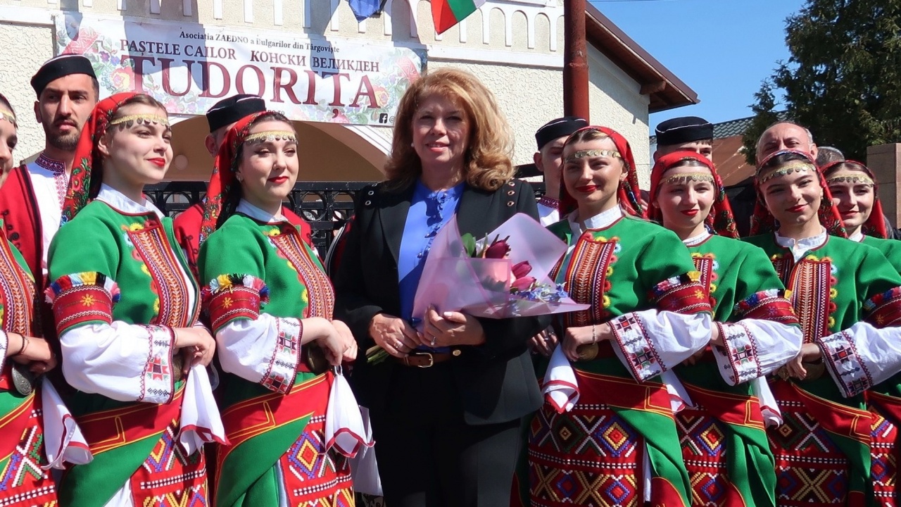 Вицепрезидентът отбеляза с българската общност в румънския град Търговище традиционния празник Тудорица