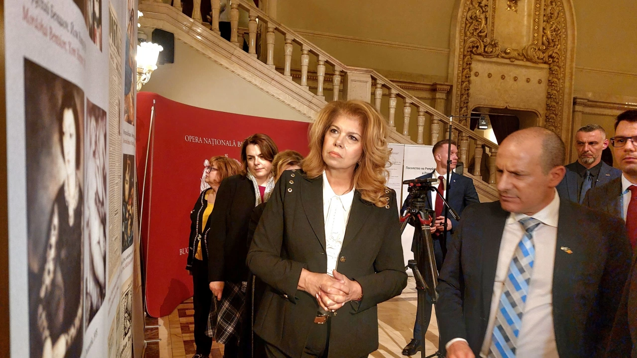 Вицепрезидентът откри в Националната опера в Букурещ изложбата 80 години