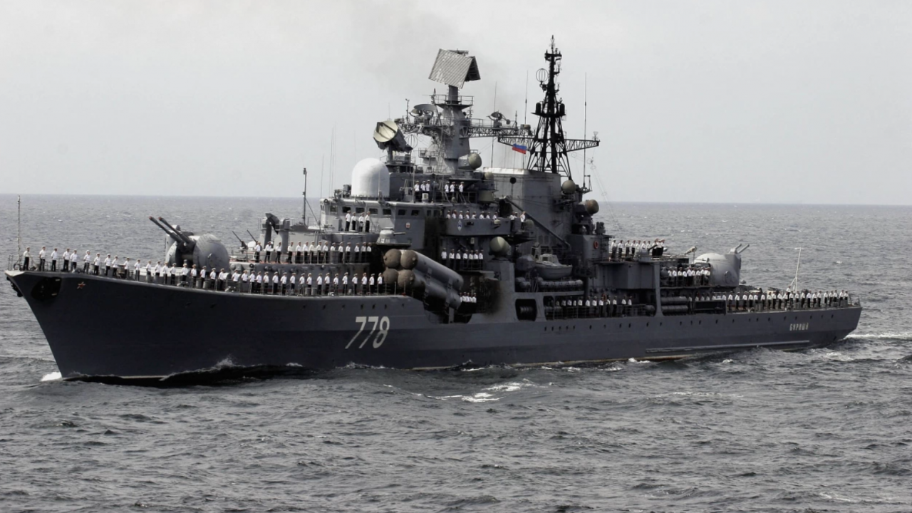 Украйна порази кораб, който Русия ѝ е отнела през 2014 г.
