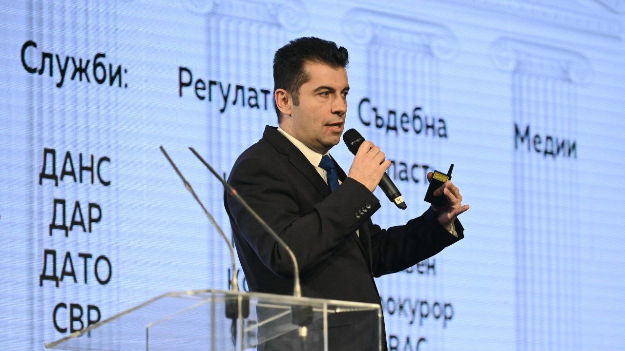 Кирил Петков: Ако трябва на 10 хиляди избори ще отидем, но ние няма да се предадем!