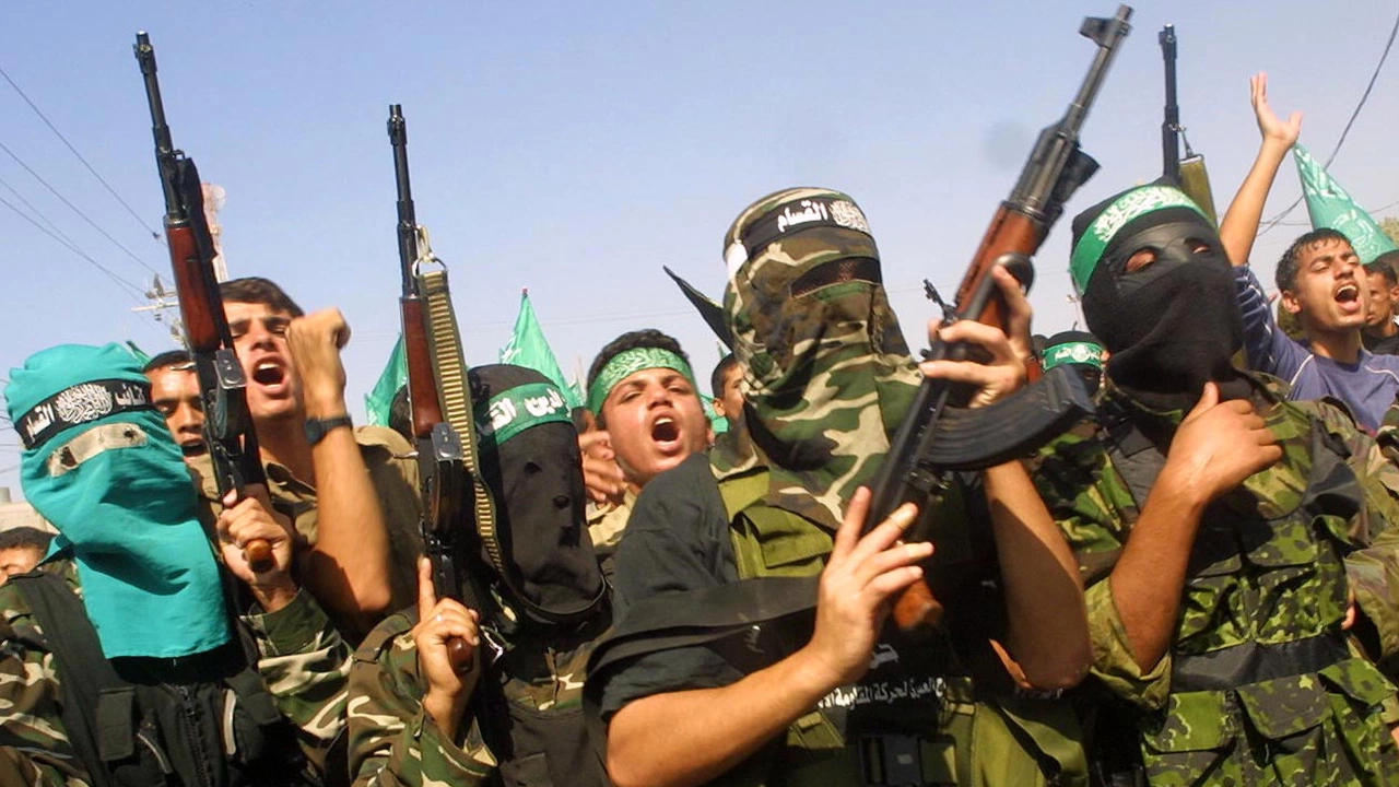 Палестинското ислямистко движение Хамас обвини израелското правителство че  носи цялата отговорност