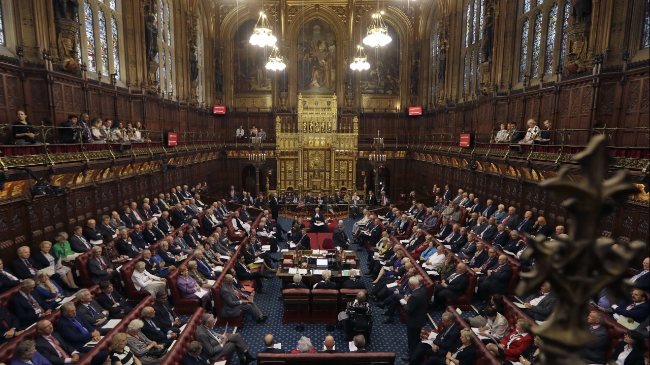 Повече от 130 британски депутати призоваха правителството на Великобритания да