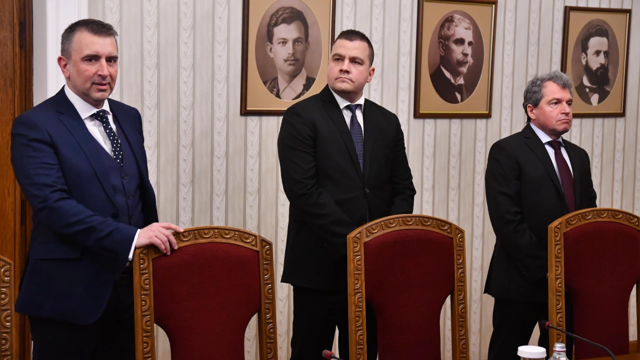Кабинетът в оставка Денков проведе днес редовното си заседание Ето