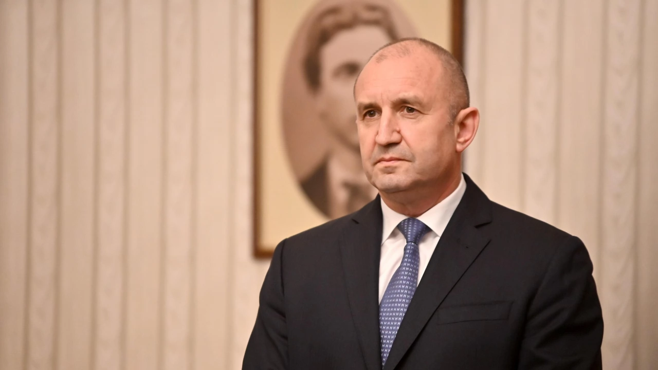На 28 март четвъртък   от 11 00 часа на  Дондуков 2 държавният глава ще връчи третия