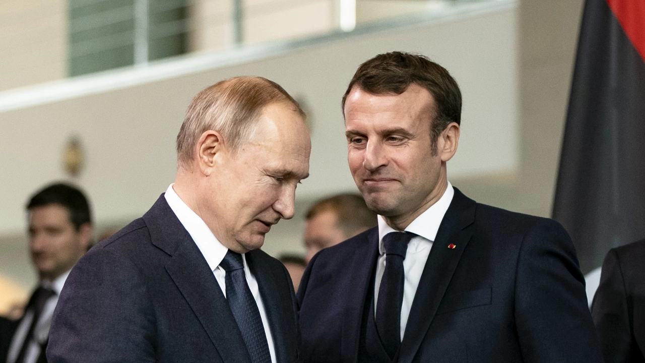 Президентът на Франция допусна участието на руския държавен глава Владимир