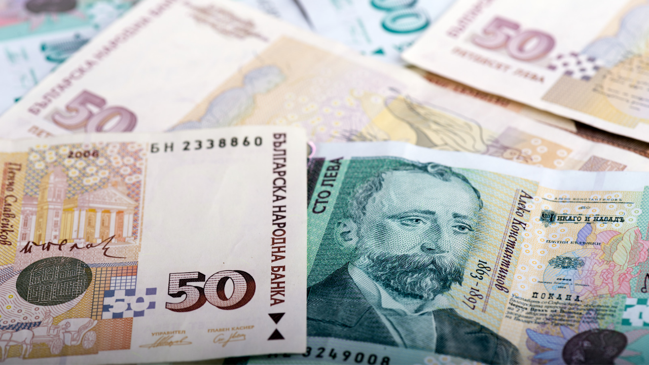 НАП към българите с имоти в чужбина: Платете си данъците в срок