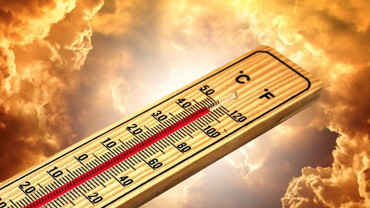 Температурен рекорд е регистриран във Велико Търново съобщиха за БТА от Хидрометеорологична