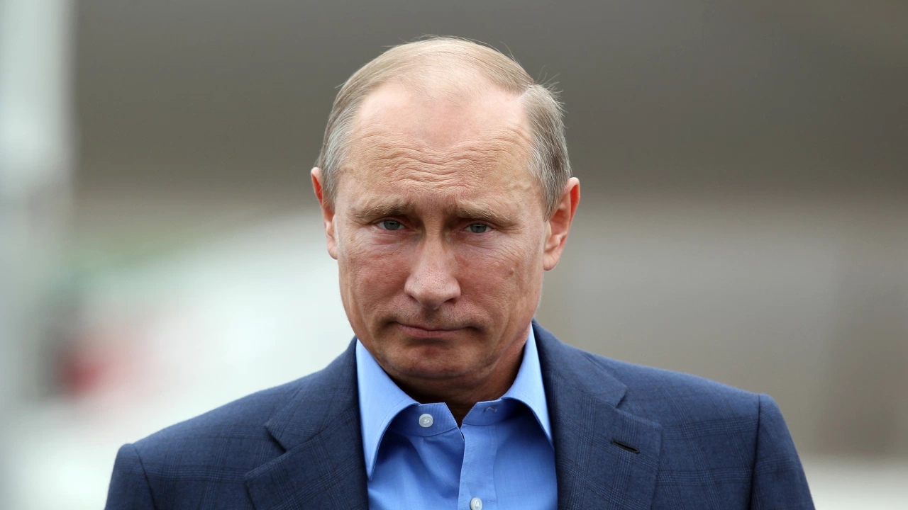 Близо 90 от анкетираните руснаци определят президента Владимир ПутинВладимир Путин