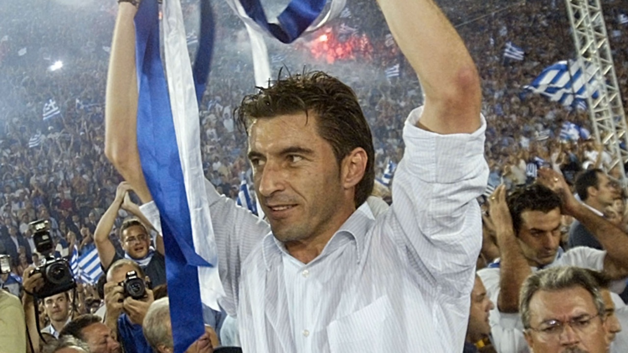 Бившият футболист Теодорос Загоракис стана част от листата на гръцката