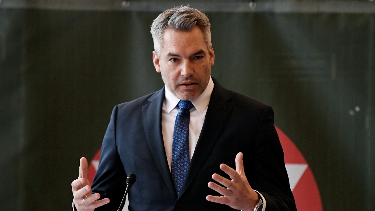 Австрийският канцлер: Турция може да играе ключова роля за мира в Украйна