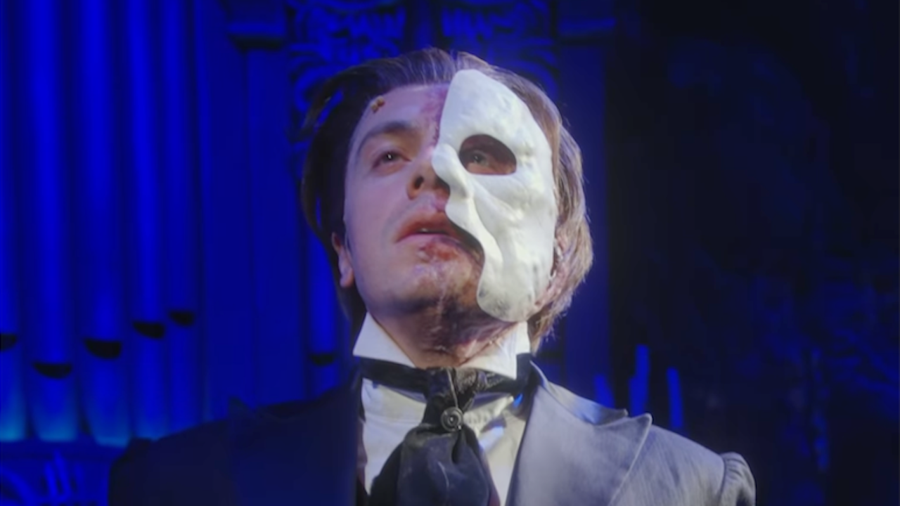 Най-известният бродуейски мюзикъл Фантомът на операта, оригиналната постановка на Андрю