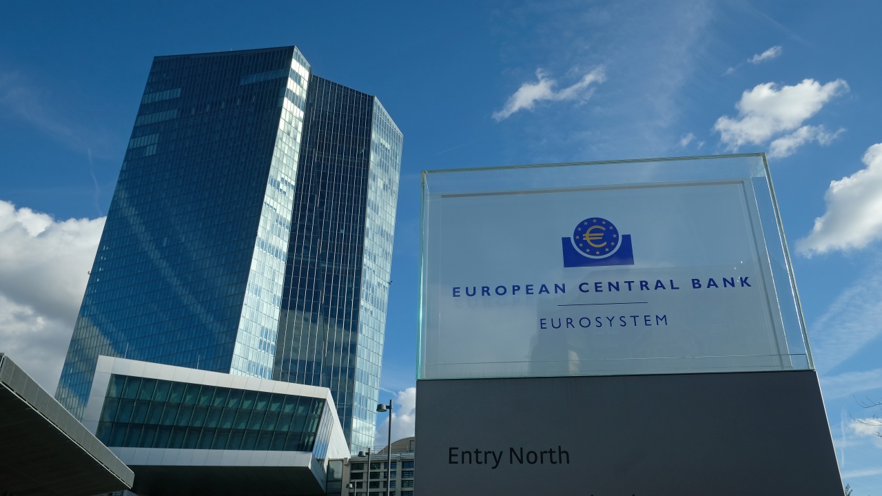 Управителният съвет на Европейската централна банка (ЕЦБ) остави без промяна
