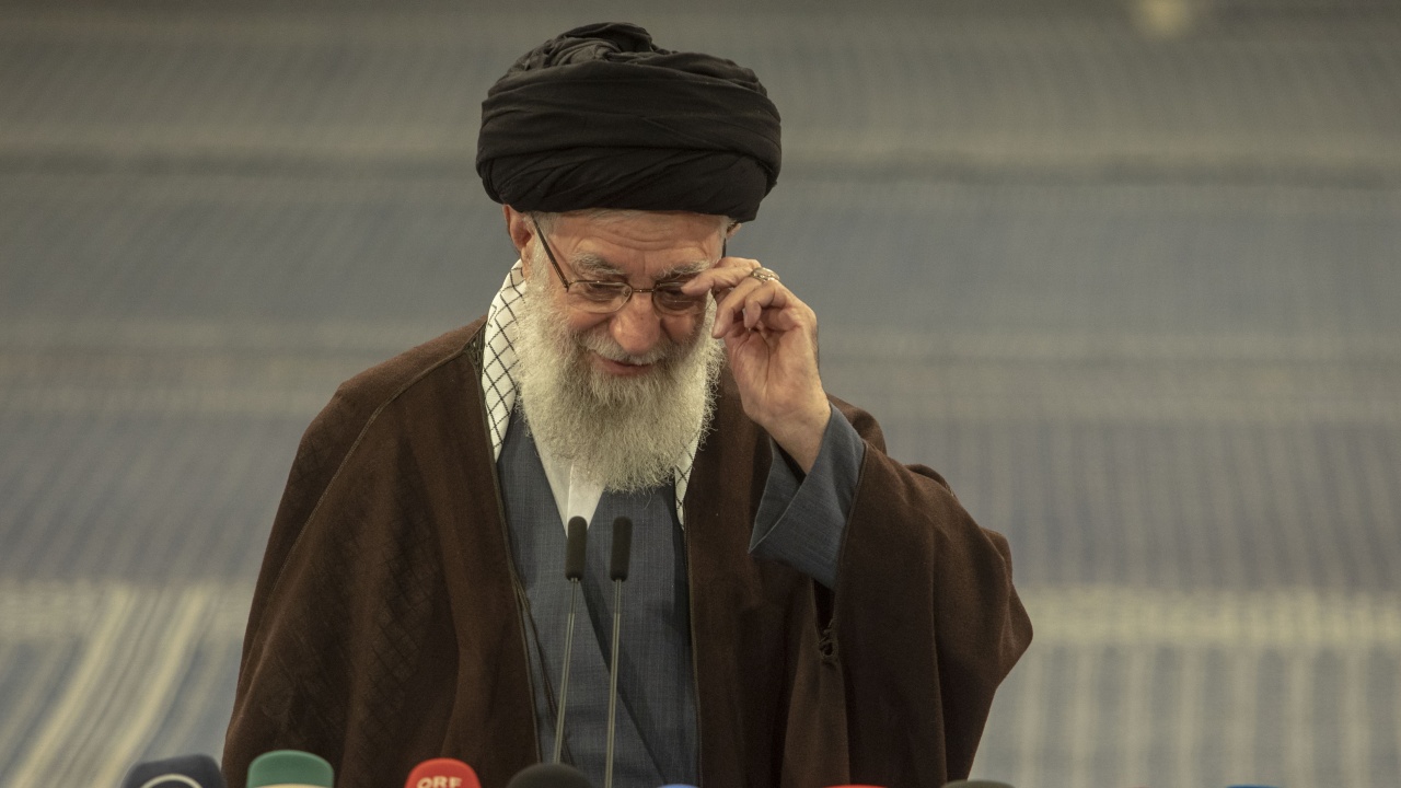 Иранският върховен водач аятолах Али Хаменей заяви, че Израел ще