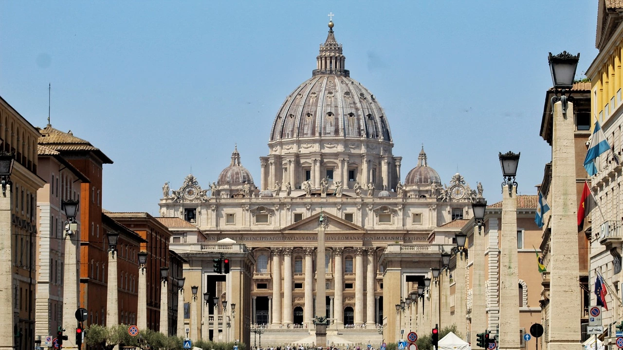Ватиканът се противопоставя на факта че в някои страни хомосексуализмът