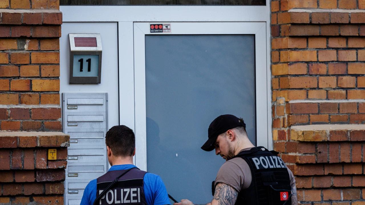 Германските власти са арестували трима младежи на 15 и 16