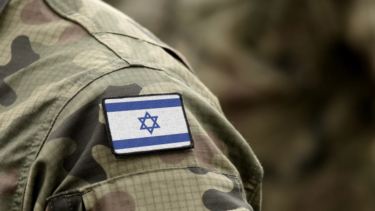 Израелски военен говорител обяви че ще има отговор след масираното
