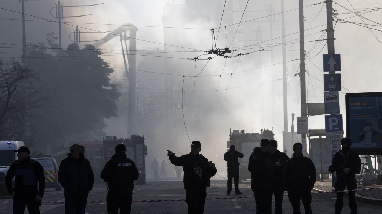Силни експлозии се чуха в Одеса, черноморският украински град за