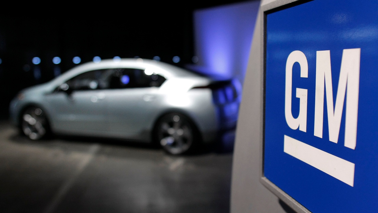 General Motors и Ford се връщат към автомобилите с бензинови двигатели