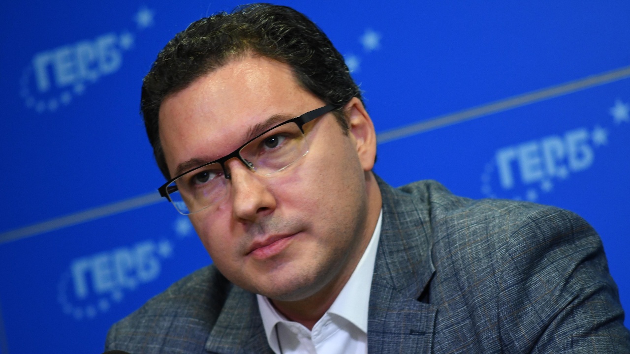 Митов официално оттегли номинацията си за външен министър и пак захапа Радев: Доказа проруската си ориентация