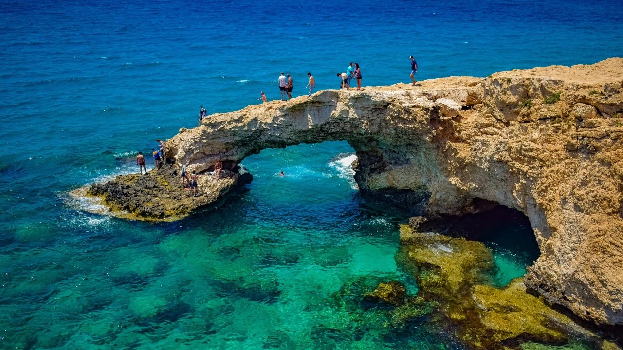 Динамично начало на туристическия сезон отчетоха в Кипър За втори