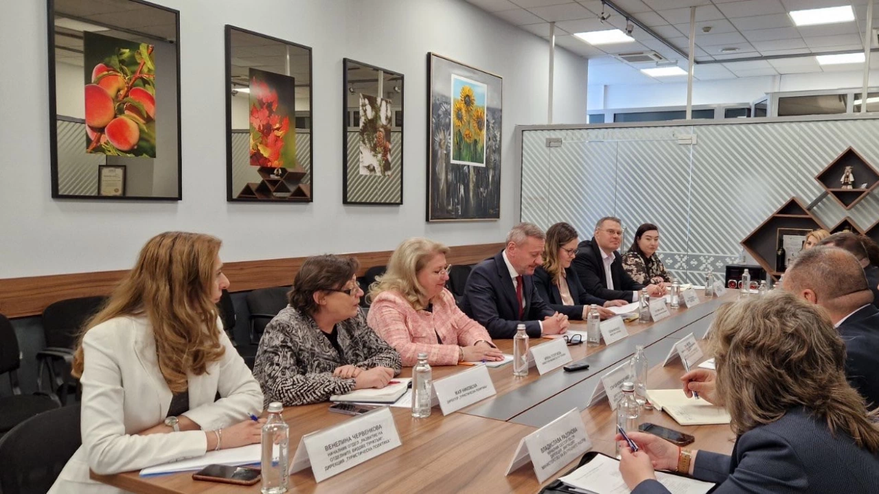Министърът на туризма Евтим Милошев проведе работна среща с Изпълнителния