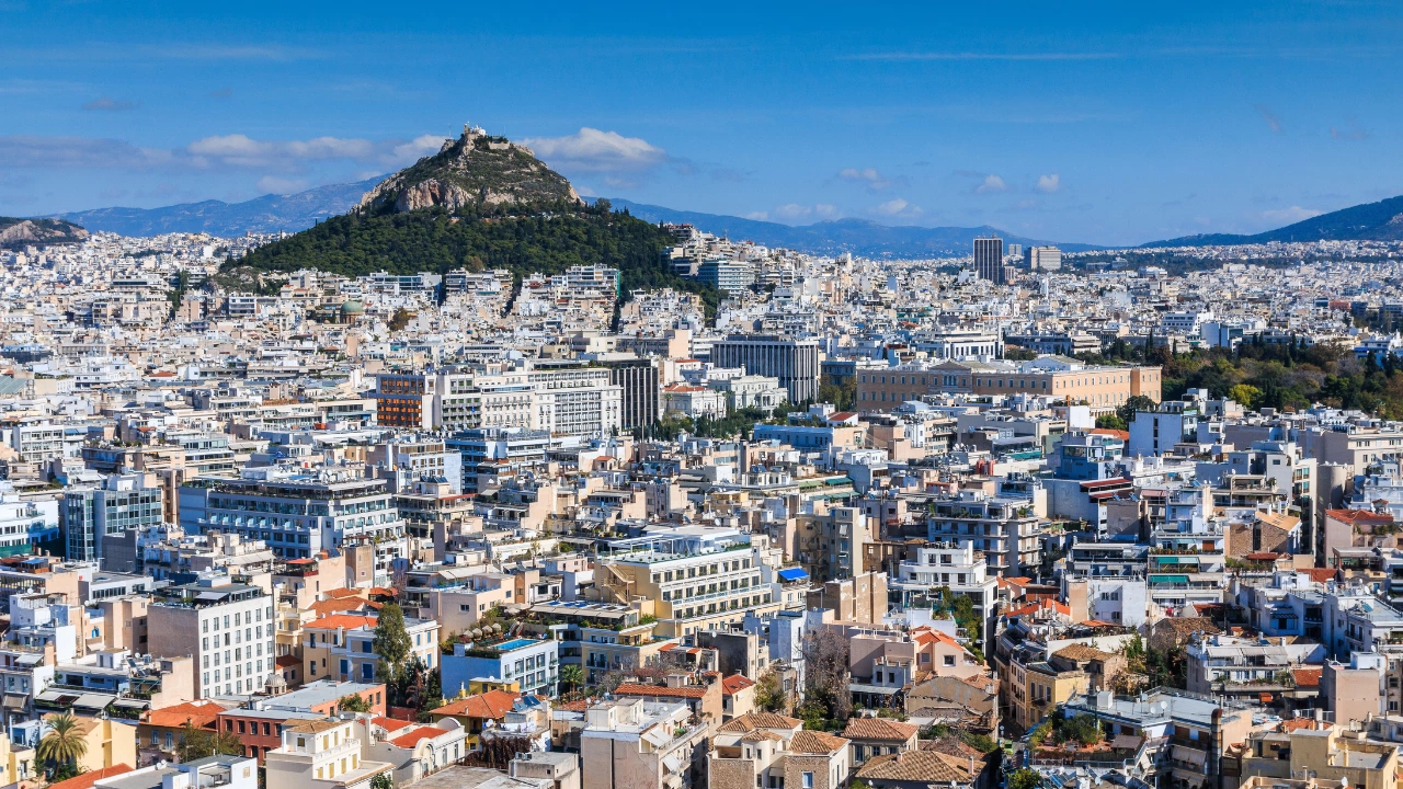 Гръцкото правителство предприема нови мерки за овладяване на демографската криза