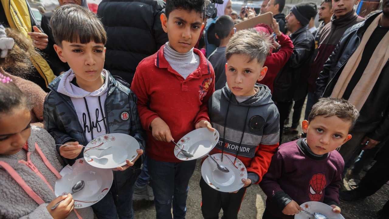 Хуманитарната криза в Газа е ужасяваща Това заяви пред Дарик