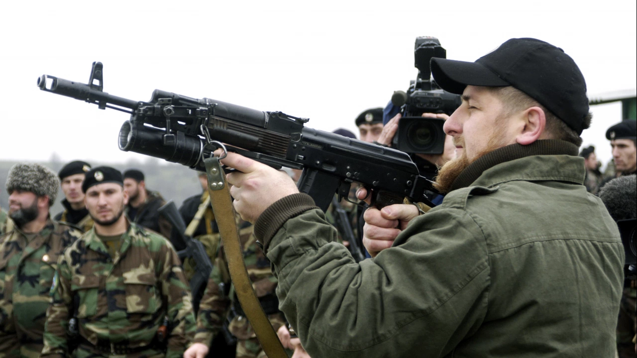 Лидерът на южната руска автономна република Чечения Рамзан Кадиров показа