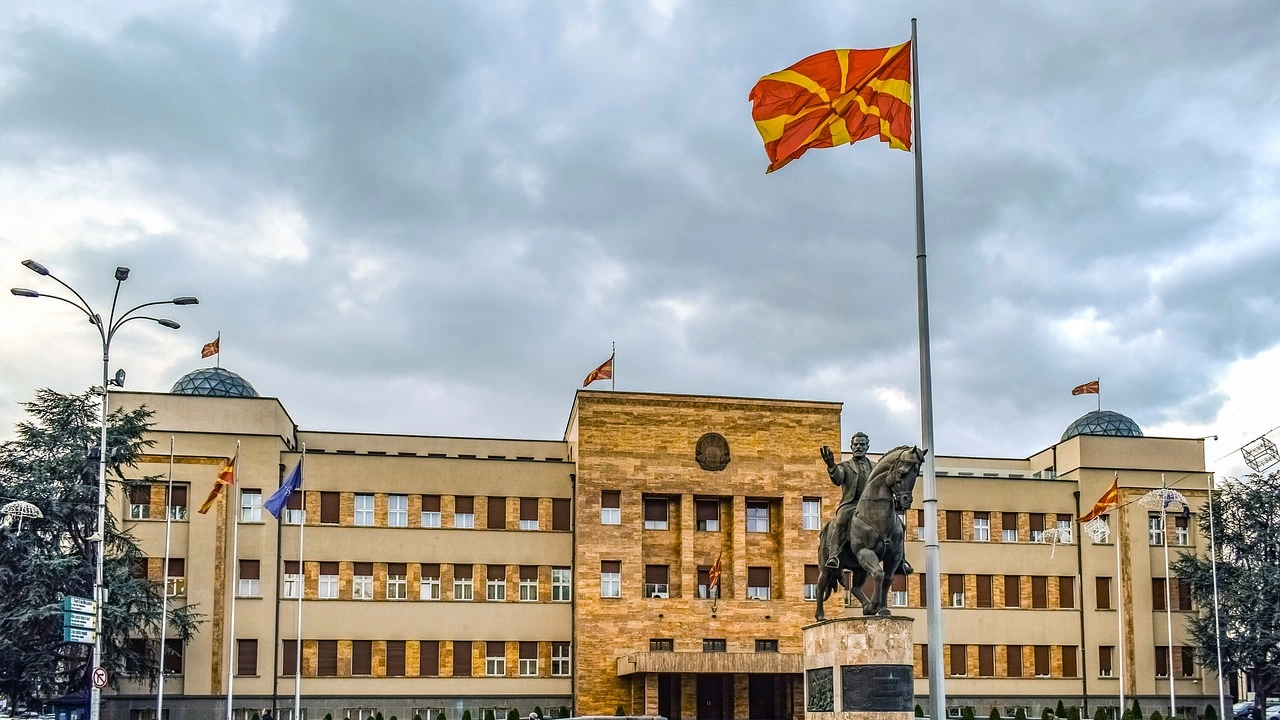 В Северна Македония 1 814 317 избиратели днес ще гласуват