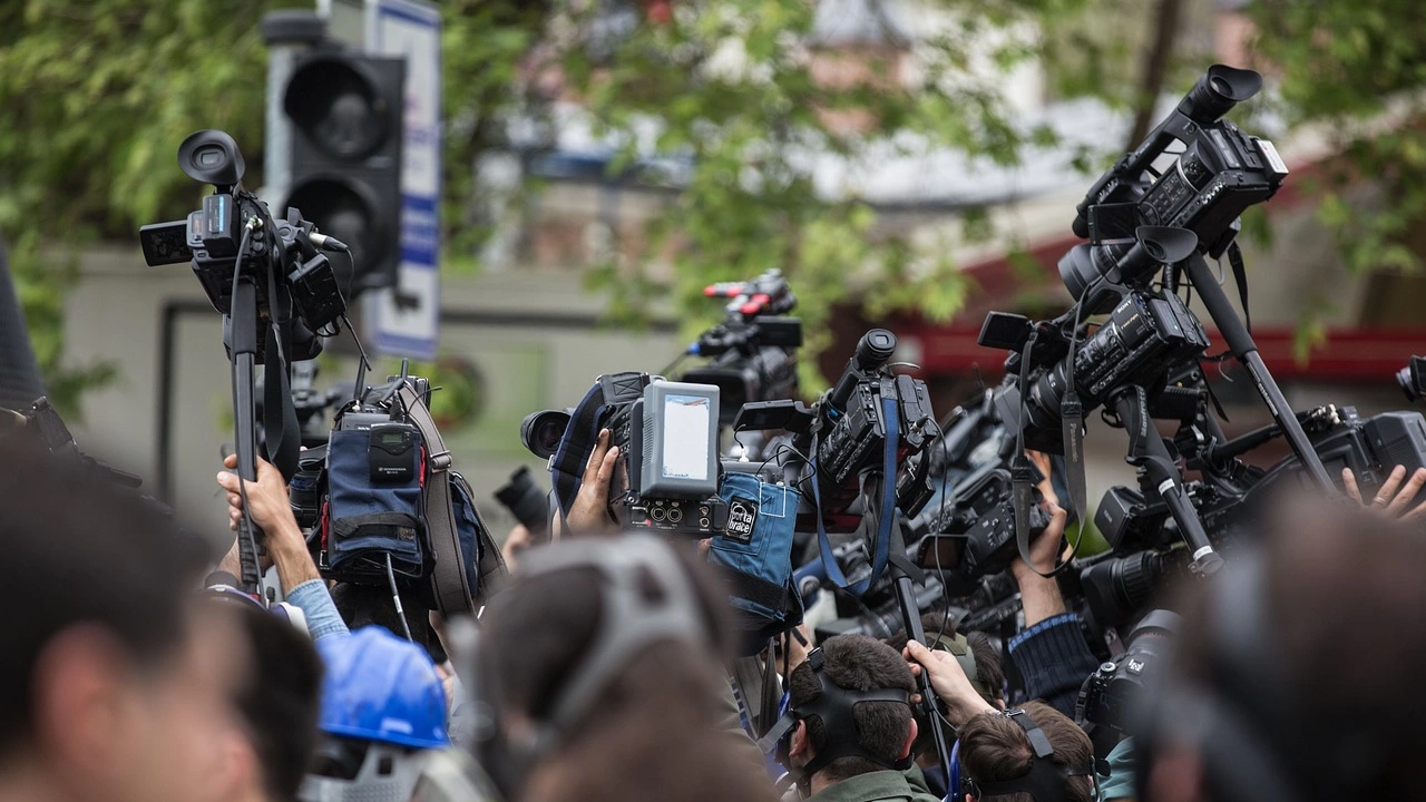 Символичен протест се провежда в обществената телевизия на Словакия след