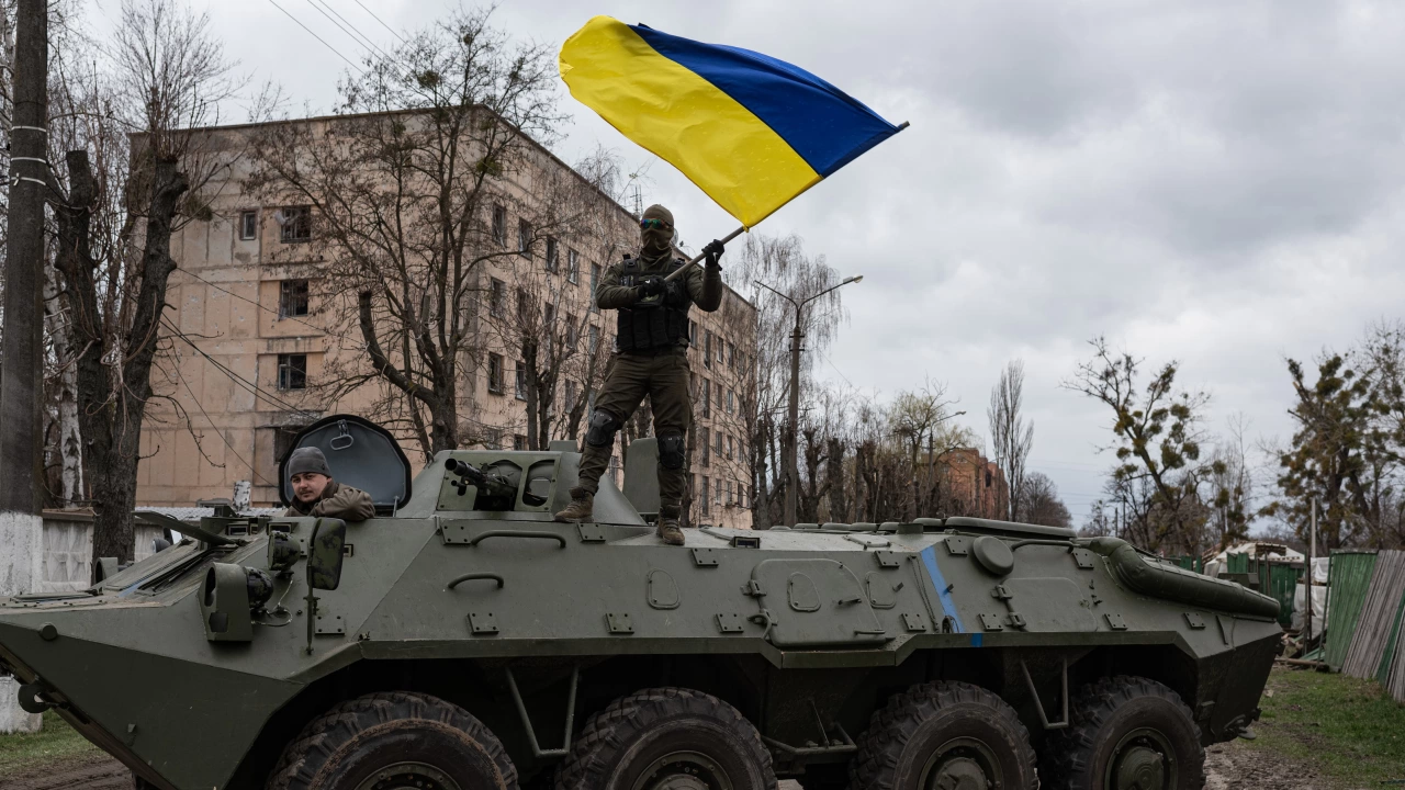 Украински граничари артилеристи от подразделението Помста Отмъщение удариха позиции на руските