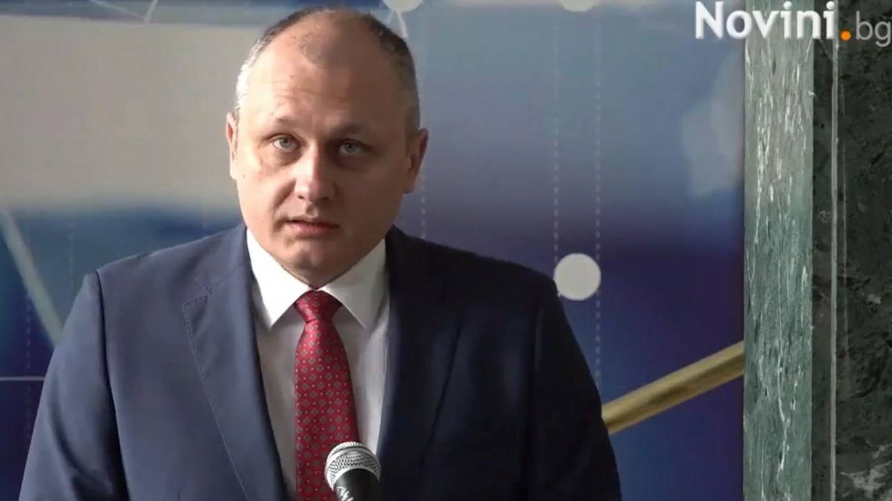 Валентин Мундров: Важно е да върнем доверието на гражданите в машинното гласуване