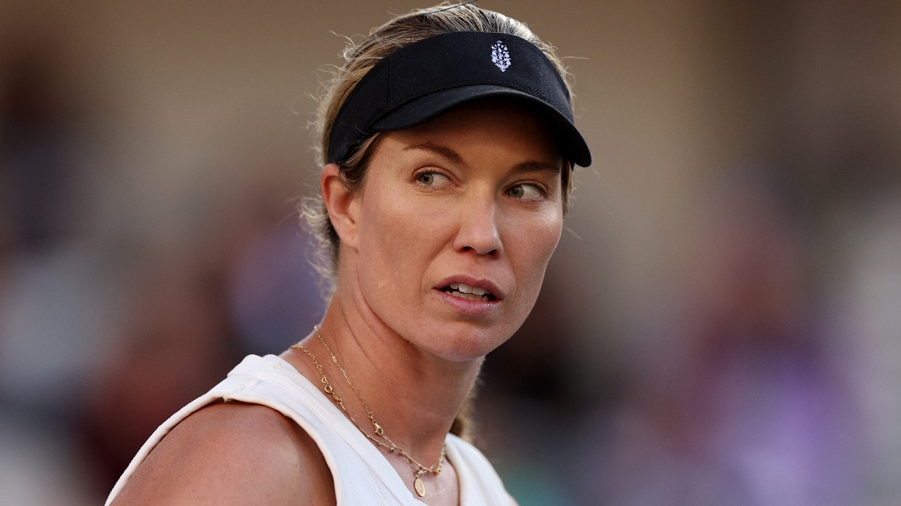 Тенисистка си изпусна нервите към зрител от публиката: Излез и играй ти!