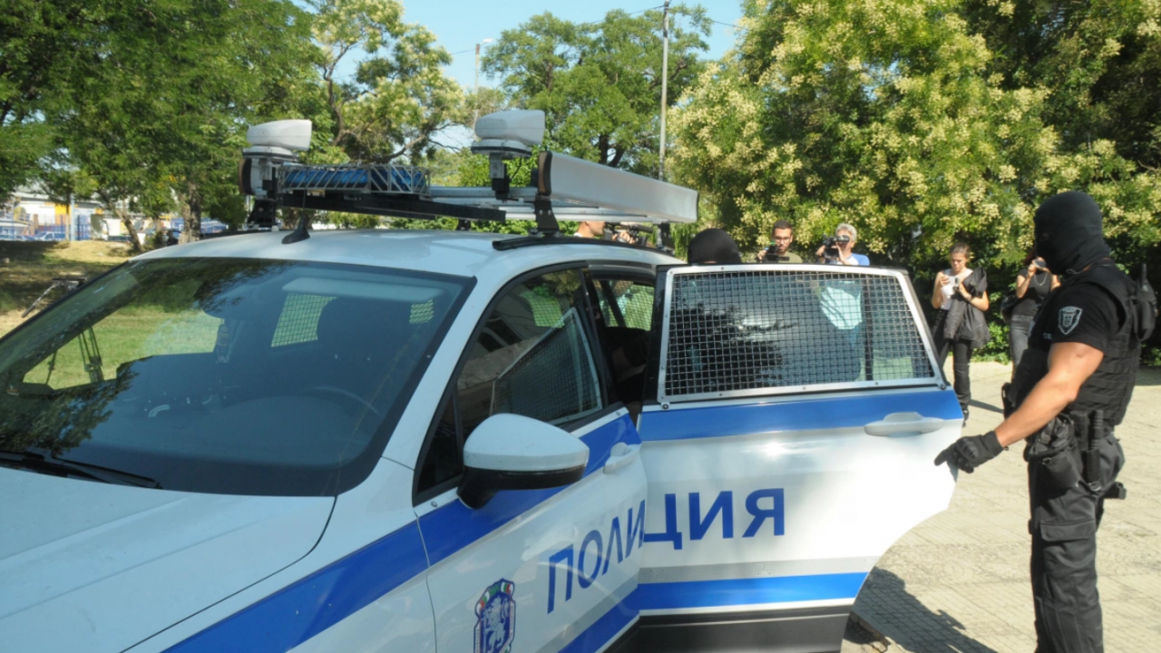 При специализирана полицейска операция в област Плевен са задържани четирима