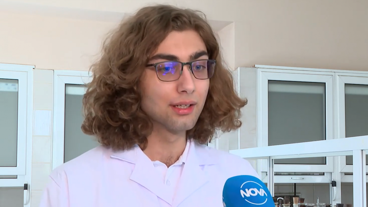 Български ученик със злато от двете най-престижните олимпиади по химия в света