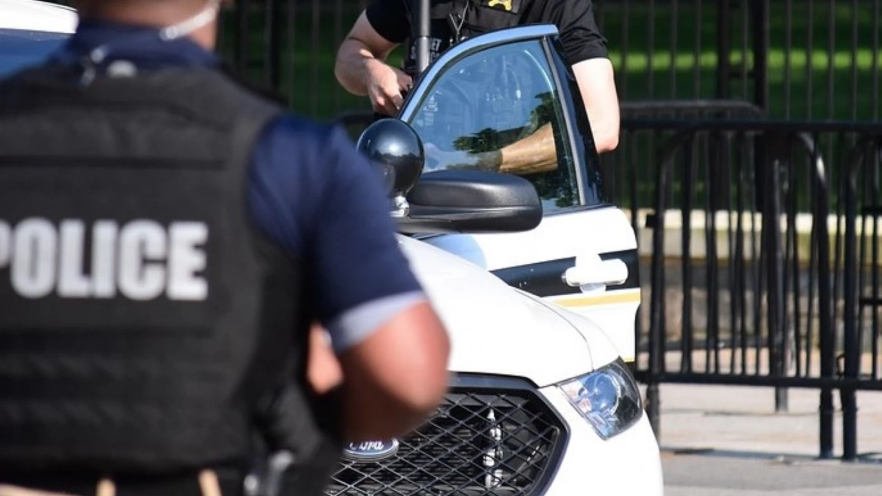Нюйоркската полиция влезе в Колумбийския университет където се бяха барикадирали