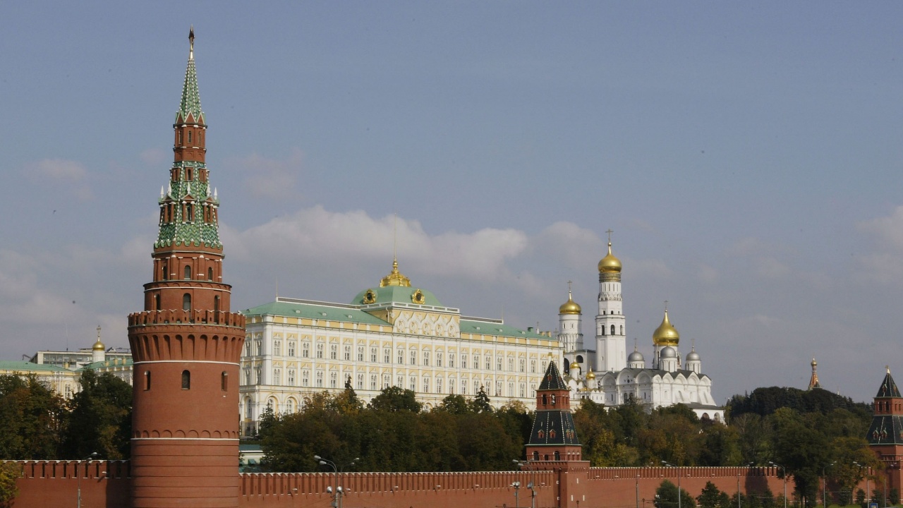 Русия призива френския и британския посланици в Москва