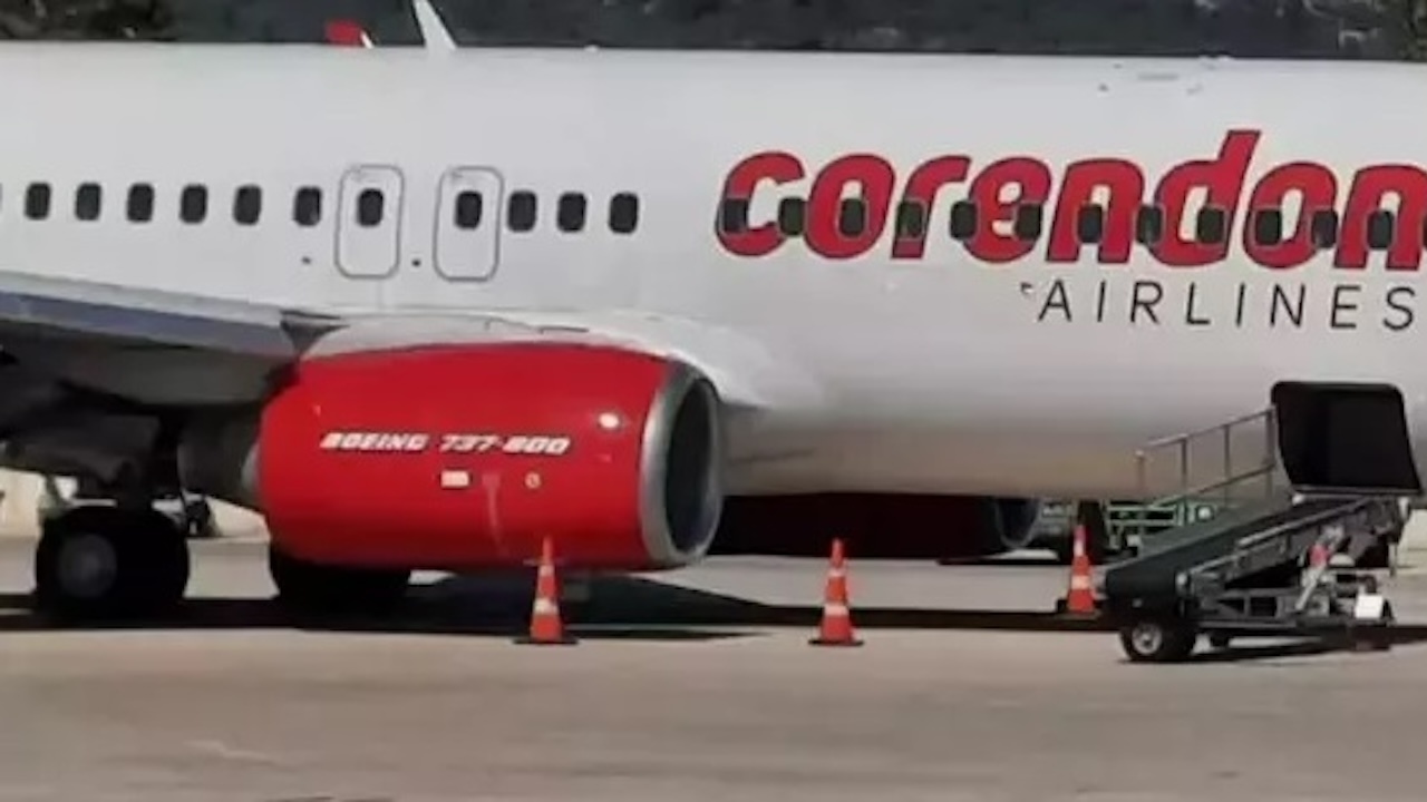 Втори случай: Пътнически самолет се приземи "по корем" в Турция