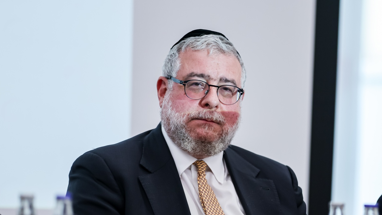 Председателят на Конференцията на европейските равини Пинкас Голдшмит беше награден