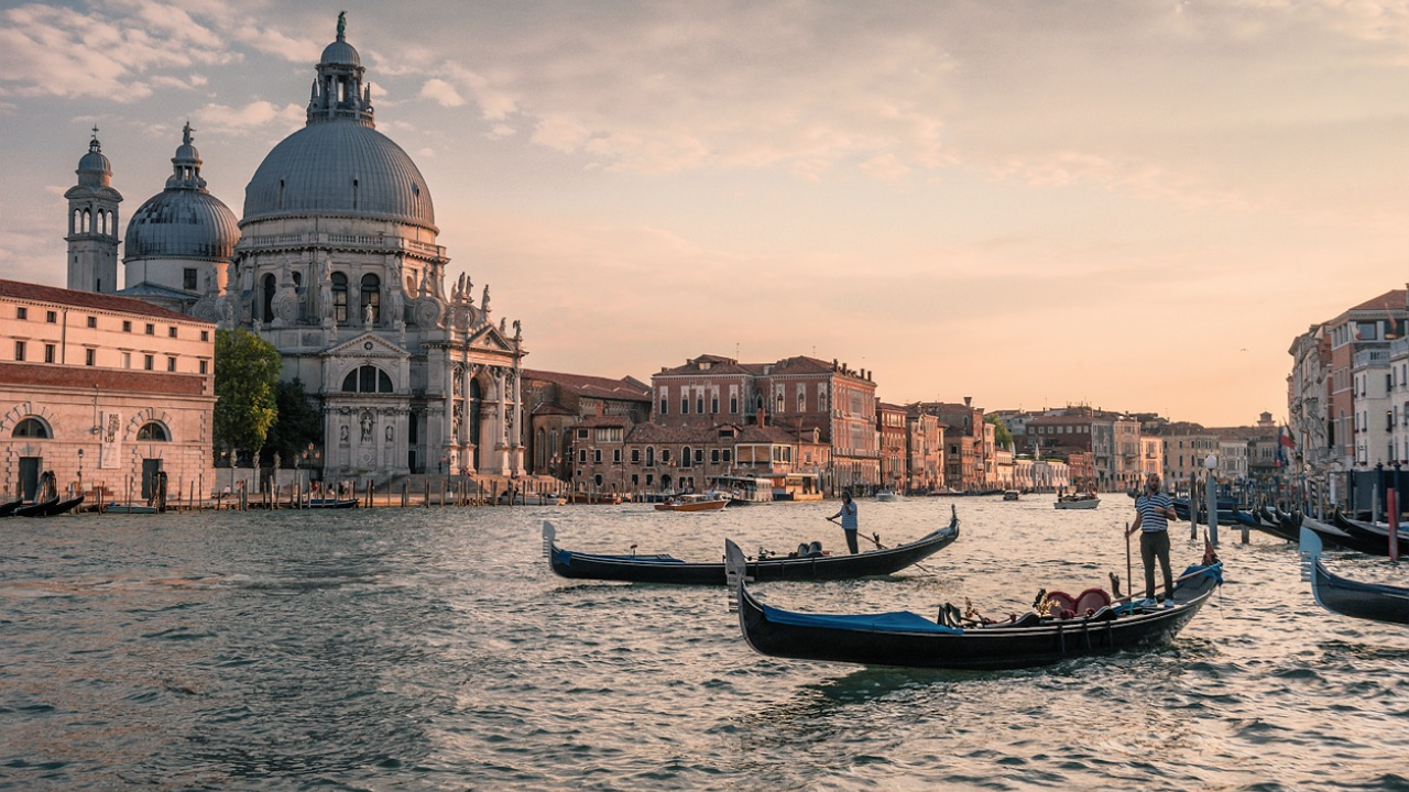 Входна такса за посетителите във Венеция беше въведена неотдавна. Всеки, който