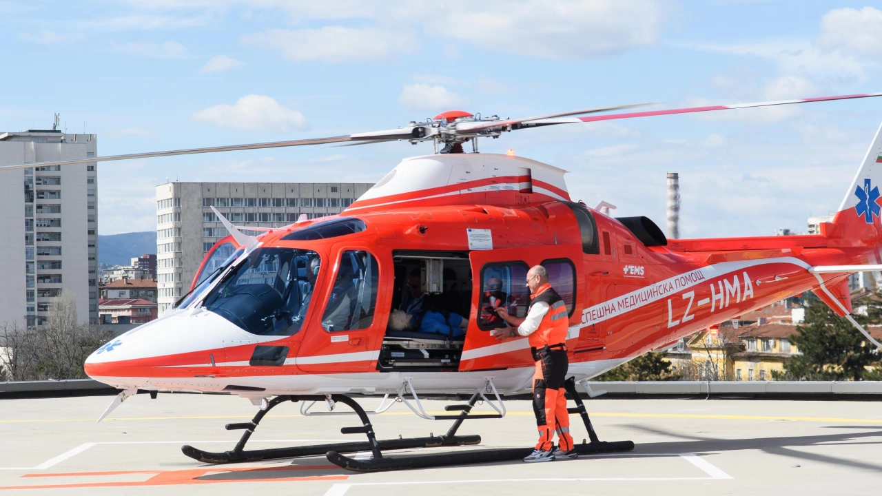 Първият държавен медицински хеликоптер за спешна помощ по въздуха още не