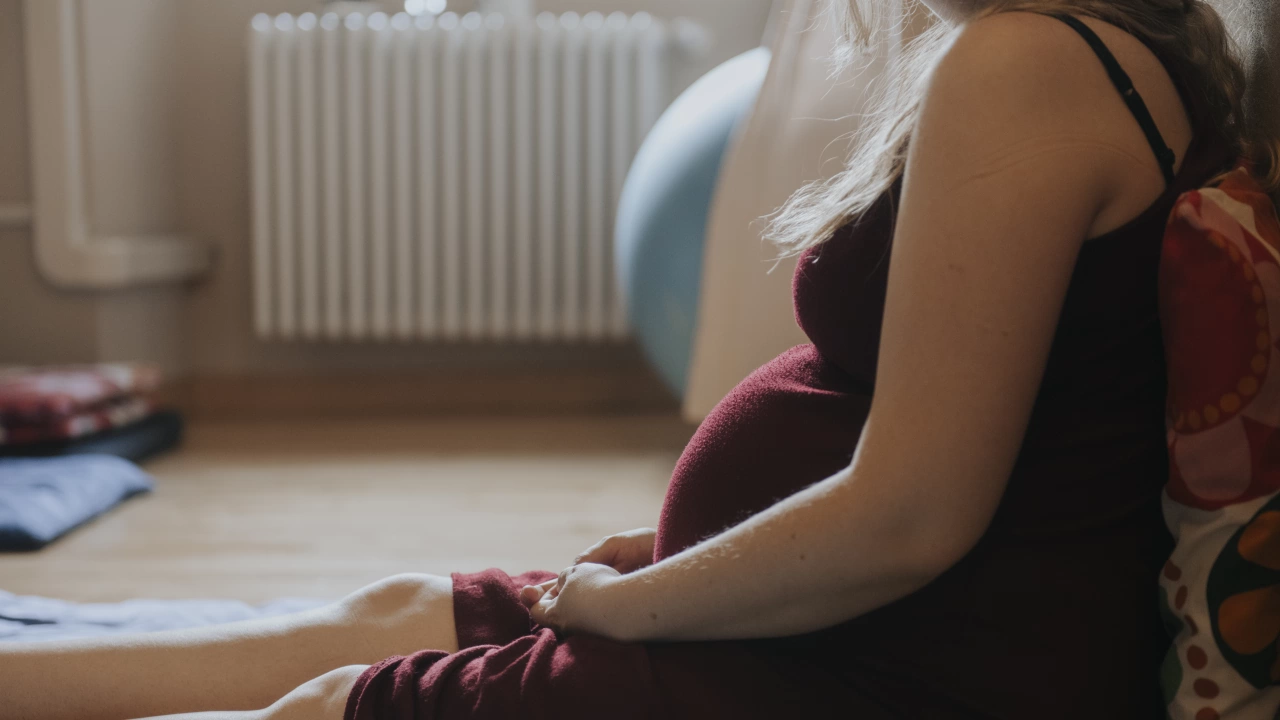 24 бременни жени са се вакинирали срещу коклюш в страната  Това